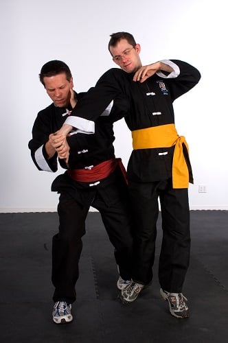 Men training kung fu