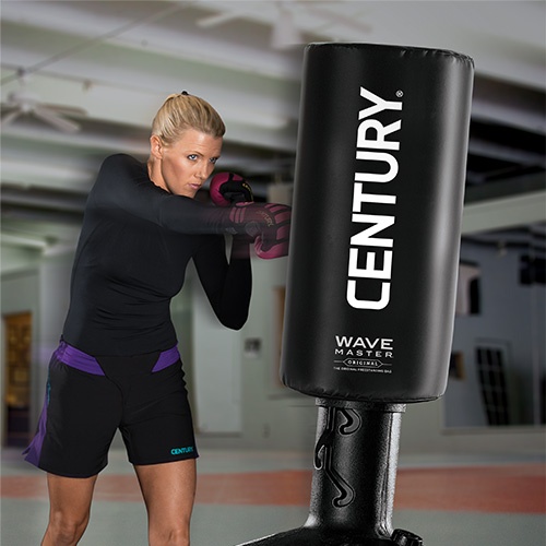 Proper Striking Technique On A Wavemaster Freestanding Bag