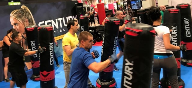 At the Idea World tradeshow, attendees were eager to try their hands at a bag class! At the Idea World tradeshow, attendees were eager to try their hands at a bag class!